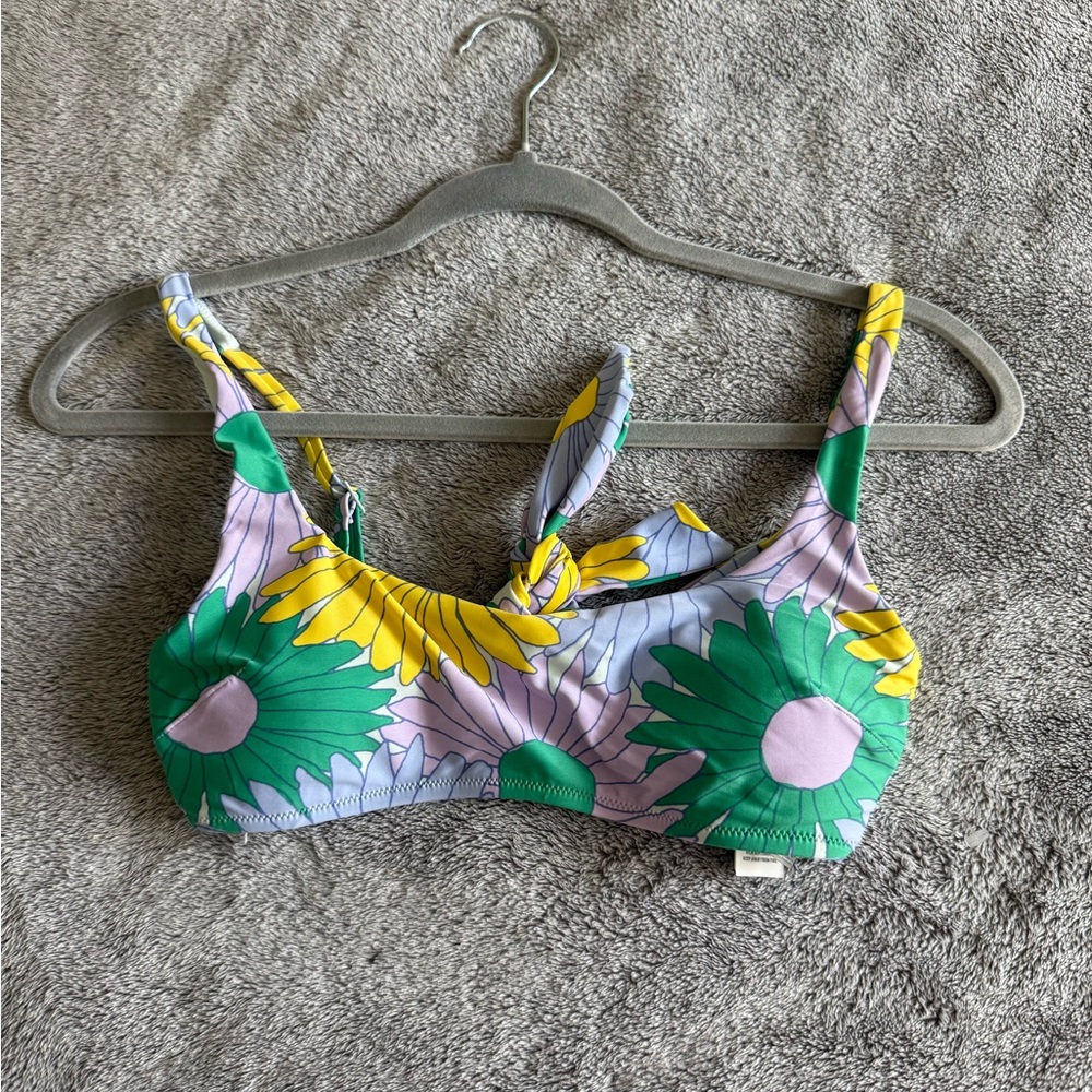 Aerie Colorful Scoop Neck bikini Top. NWOT